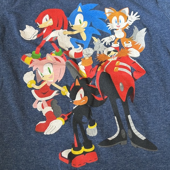 • Sonic the Hedgehog and friends shirt, S • - Picture 2 of 5